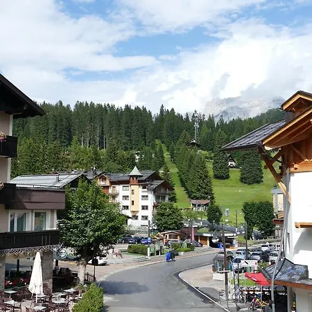 Garnì La Montanara Madonna